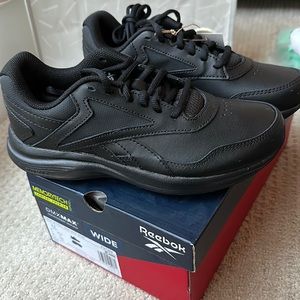 Unworn Black Reebok Sneakers Women’s 6.5